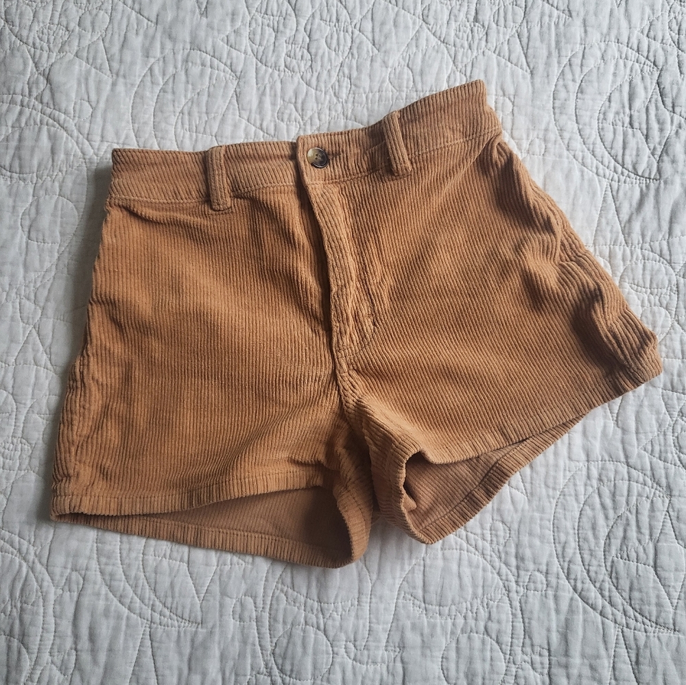Billabong Free Fall Corduroy Shorts (Size 25)(Summer Spice color)